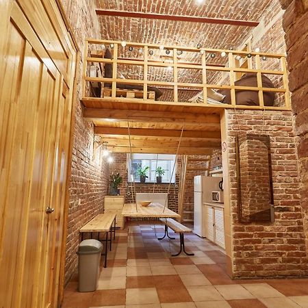 Shelter Apartment Лвив Екстериор снимка